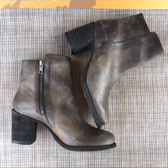 SOLD!Frye Addie Inside Zip Smoke Boots - Picture 8 of 11